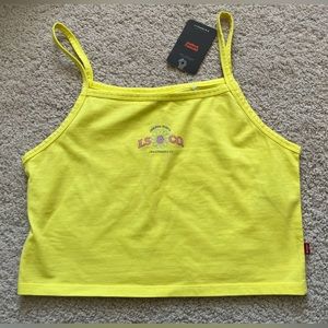 NWT Levi's Yellow Slim Cropped Fit Logo Tank Top Size Medium